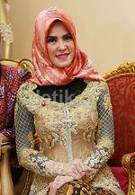 Angel Lelga Berkebaya