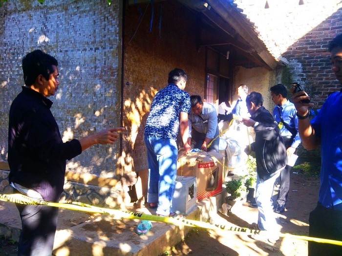 Penyewa Sudah Satu Bulan Sulap Rumah Bilik Jadi Gudang Ganja di Bandung