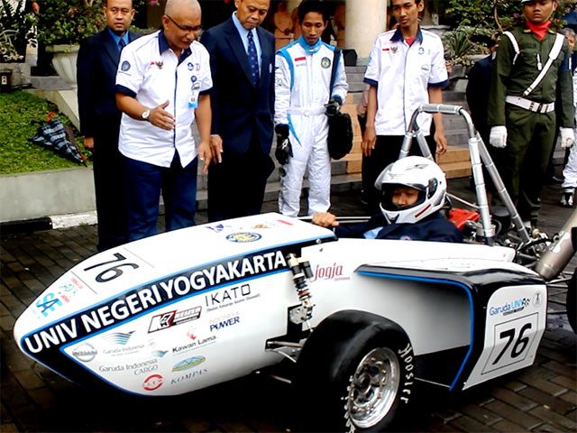 Mobil Formula UNY Siap Beraksi di Jepang dan Korea
