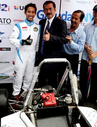 Selain itu, F15 akan memulai debutnya di 2015 Student Formula Japan pada September mendatang. F15 merupakan mobil formula ICV (Internal Combustion Vehicle). Pool/dok Garuda UNY Racing Team.