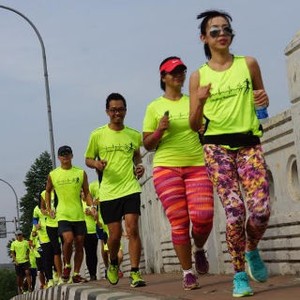 Burners Lari Bareng Keluarga Menjelang Jakarta 10K