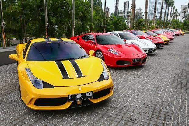 Beda Dengan Lamborghini, Klub Ferrari Wajibkan Anggotanya Bernopol Lengkap