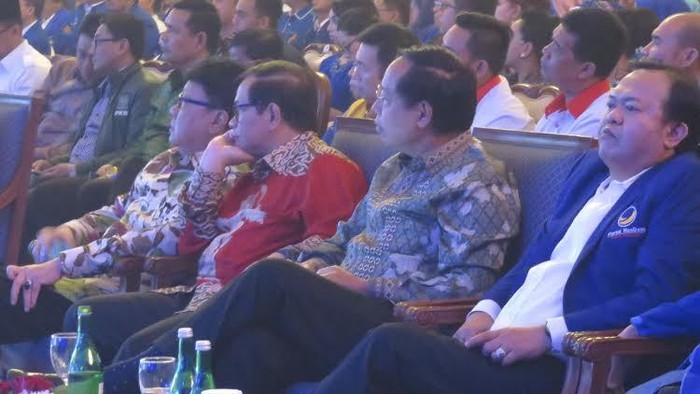 PAN Persatukan Mega, Prabowo, Jokowi, KMP dan KIH