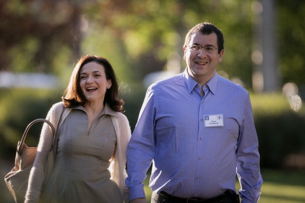 Sheryl Sandberg & Dave Goldberg (gettyimages) Sheryl Sandberg & Dave Goldberg (gettyimages)
