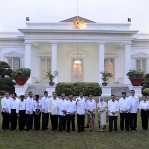 Ada Wacana Jokowi Mau Reshuffle Menteri, Perlukah?