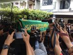 Jenazah Pepeng Tiba di Rumah Duka