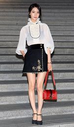 Berbaju Putih Menerawang, Yoona 'SNSD' Pamer Bra