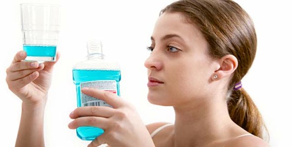 Mengapa Mouthwash Terasa Pedas? Ini Penyebabnya!