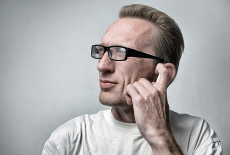 Telinga Gatal? Ini Kemungkinan Penyebabnya