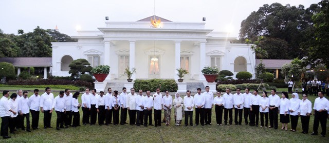 Beda Penilaian PDIP Terhadap Menteri Jokowi dengan Hasil Survei