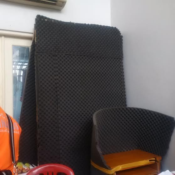 Ruang Kerja 33 WN Tiongkok di Pasar Minggu Dipasangi Peredam Suara