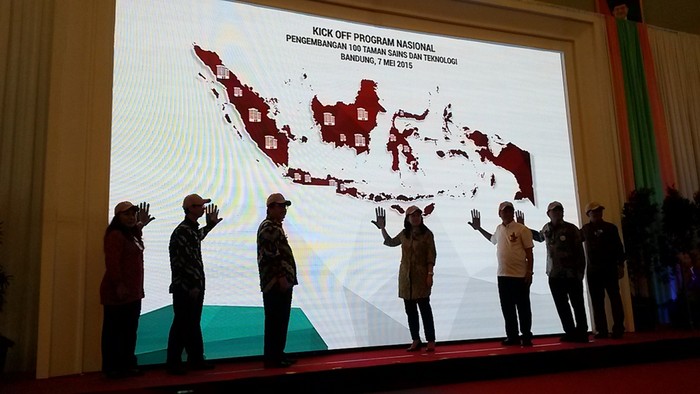 Canda Menko Puan: Buktikan Balitbang Bukan Badan Sulit Berkembang