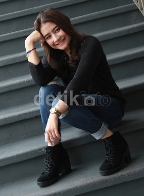 Masa Sulit Prilly Latuconsina: Di-bully Pendek dan Diremehkan Sutradara