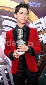 Necis Berjas Merah, Aliando Bikin Alicious Kelepek-kelepek