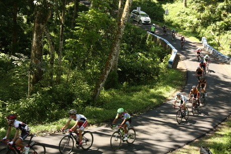 Pebalap Spanyol Kuasai Etape II