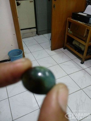 Ini Akik Hijau yang Diklaim Berasal dari Batu yang Dipahati Warga di Tomang