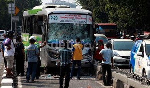 Pemotor ini Pernah Diusir Kopaja AC yang Hendak Terobos Lampu Merah