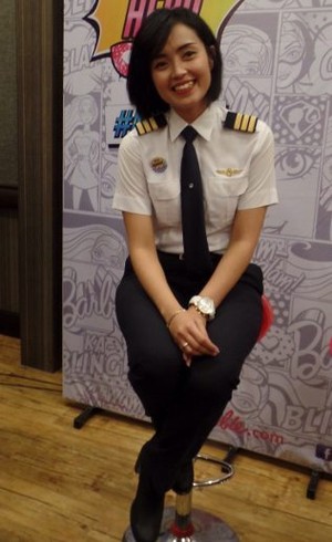 Pengakuan Sarah Widyanti Ketika Diremehkan Sebagai Pilot Wanita Muda