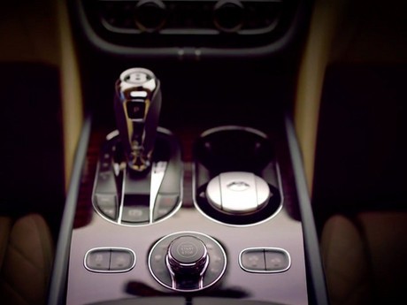 Mengintip Interior Mobil SUV Bentley