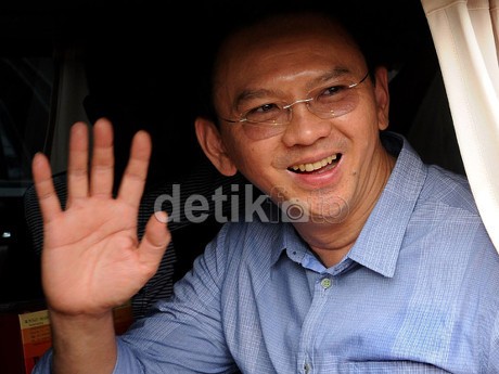 Ahok Ketagihan Naik Motor Gede