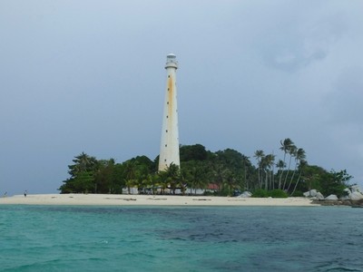 Mercusuar Ratusan Tahun di Pulau Lengkuas, Belitung