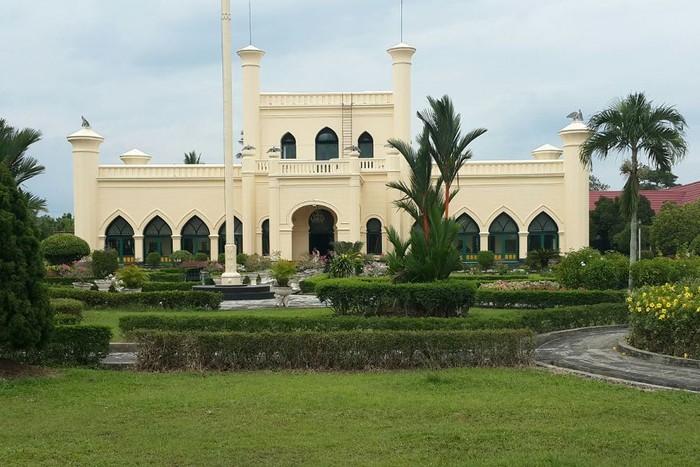 Kabupaten Siak, Kecantikan Melayu yang Tersembunyi