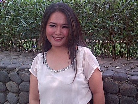 Bakat Nyanyi Dea Mirella Menurun ke Anak