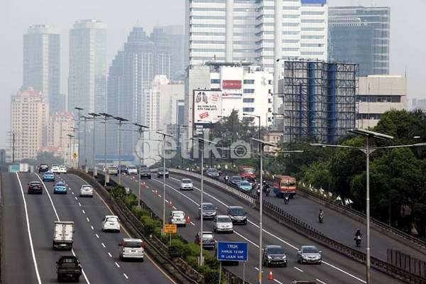 Curhatan Gubernur Malut: Belum Ada Jalan Beraspal dan Minta Dibangun Tol
