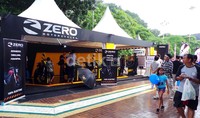 Para pengunjung memiliki kesempatan untuk melakukan test-ride line-up Zero Motorcycles, untuk merasakan performa dan teknologi Zero Motorcycles, Z-Force.       (Dok/Garansindo Technologies).