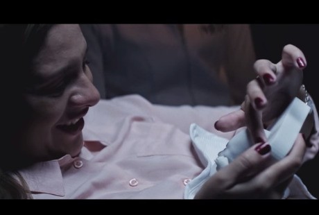 Dengan USG 3D, Ibu yang Buta Ini Akhirnya Bisa Melihat Rupa Bayinya