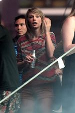 Nonton Calvin Harris, Taylor Swift Joget Terus!