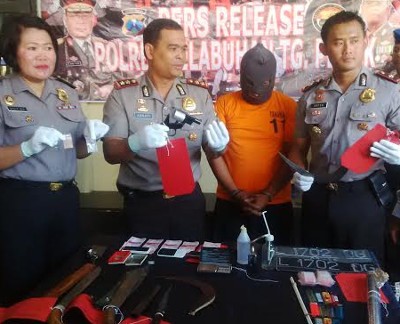 Sebuah Pistol Diamankan dari Bandar Sabu