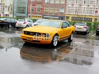 Mobil mewah itu memang menjadi bagian dari properti yang digunakan dalam pembuatan film 'Negeri van Oranje'.