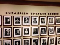 Foto orang-orang berpengaruh di industri film dunia terpajang di salah satu sudut dinding kantor Lucasfilm. Mulai dari Martin Scorsese, Ang Lee hingga Quentin Tarantino pernah menjadi pembicara dalam acara yang digelar Lucasfilm.