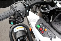 detikOto hanya mencoba 2 model saja, yakni Eco dan Sport. Pada model Eco, bukan berarti tidak bertenaga, tapi tarikannya lebih halus.