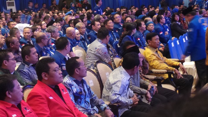 Eks Wapres Boediono, Menteri KIB dan Elite KMP-KIH Hadiri Kongres PD