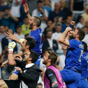 Si Nyonya Besar Sudah Biasa Singkirkan Juara Bertahan Liga Champions