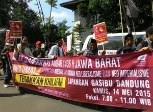 25 Ribu Massa HTI Gelar Rapat Akbar Bahas Ancaman Neoliberalisme
