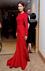 Katrina Kaif Merah Mempesona di Festival Film Cannes 2015