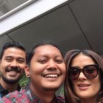 Chicco Jerikho Selfie Bareng Salma Hayek di Festival Film Cannes 2015