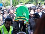 Jenazah Didi Petet Dimakamkan