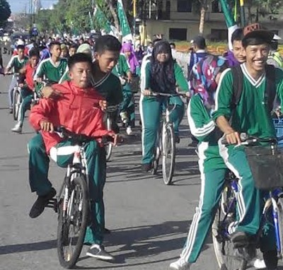 Siswa di Sumenep Rayakan Kelulusan dengan Konvoi Sepeda Angin