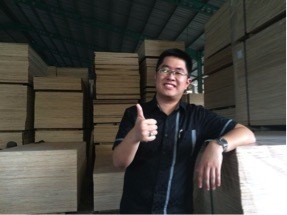 Tekun, Albert Santoso Sukses Arungi Lika-Liku Bisnis Kayu Lapis