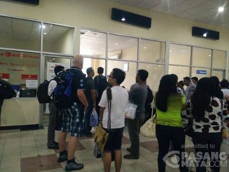 7 Jam Delay, Penumpang Wings Air di Manado Dibatalkan Penerbangannya