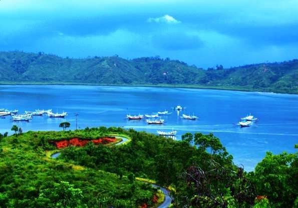 Mandeh Punya 8 Spot Diving yang Ciamik