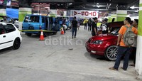 Sedikitnya ada 80 mobil yang dimodifikasi dengan berbagai aliran.