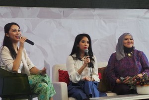 Meski Bolehkan Akses Internet, Novita Angie Tak Izinkan Anak Bergadget Pribadi