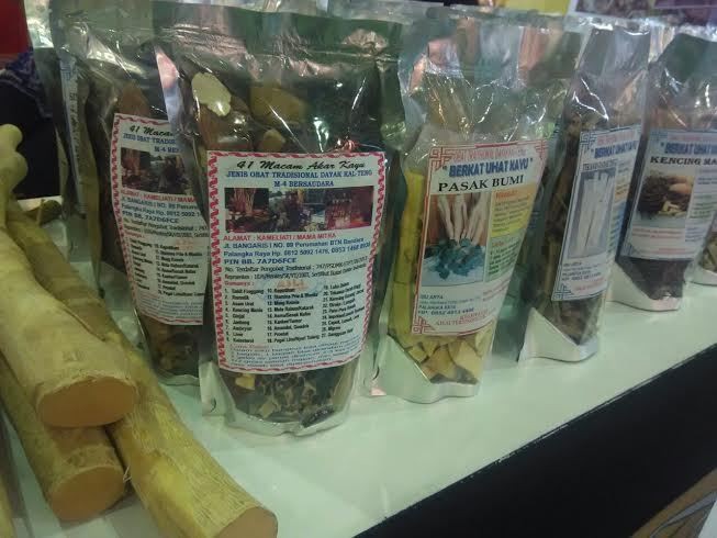 Rajin Meramu Akar Kayu, Ibu Ini Punya Omzet Rp 60 Juta/Bulan