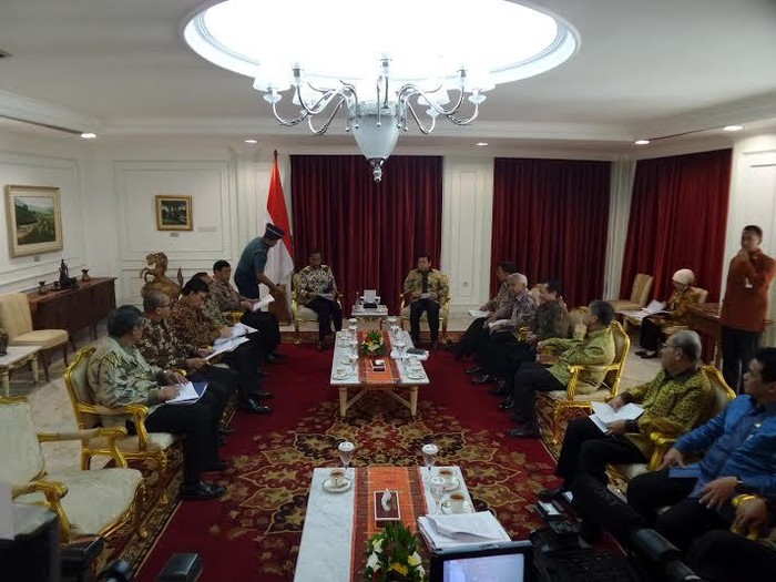 Pimpinan DPR dan Komisi II Temui Jokowi Bahas Revisi UU Pilkada