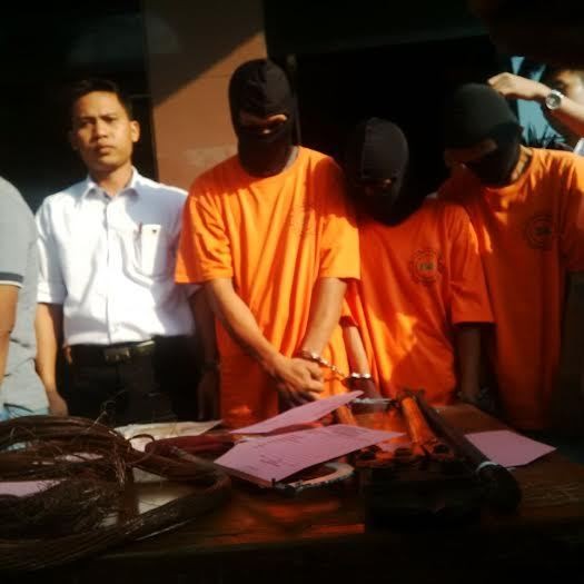 Polisi Tangkap Pencuri Kabel Sinyal KRL Jabodetabek